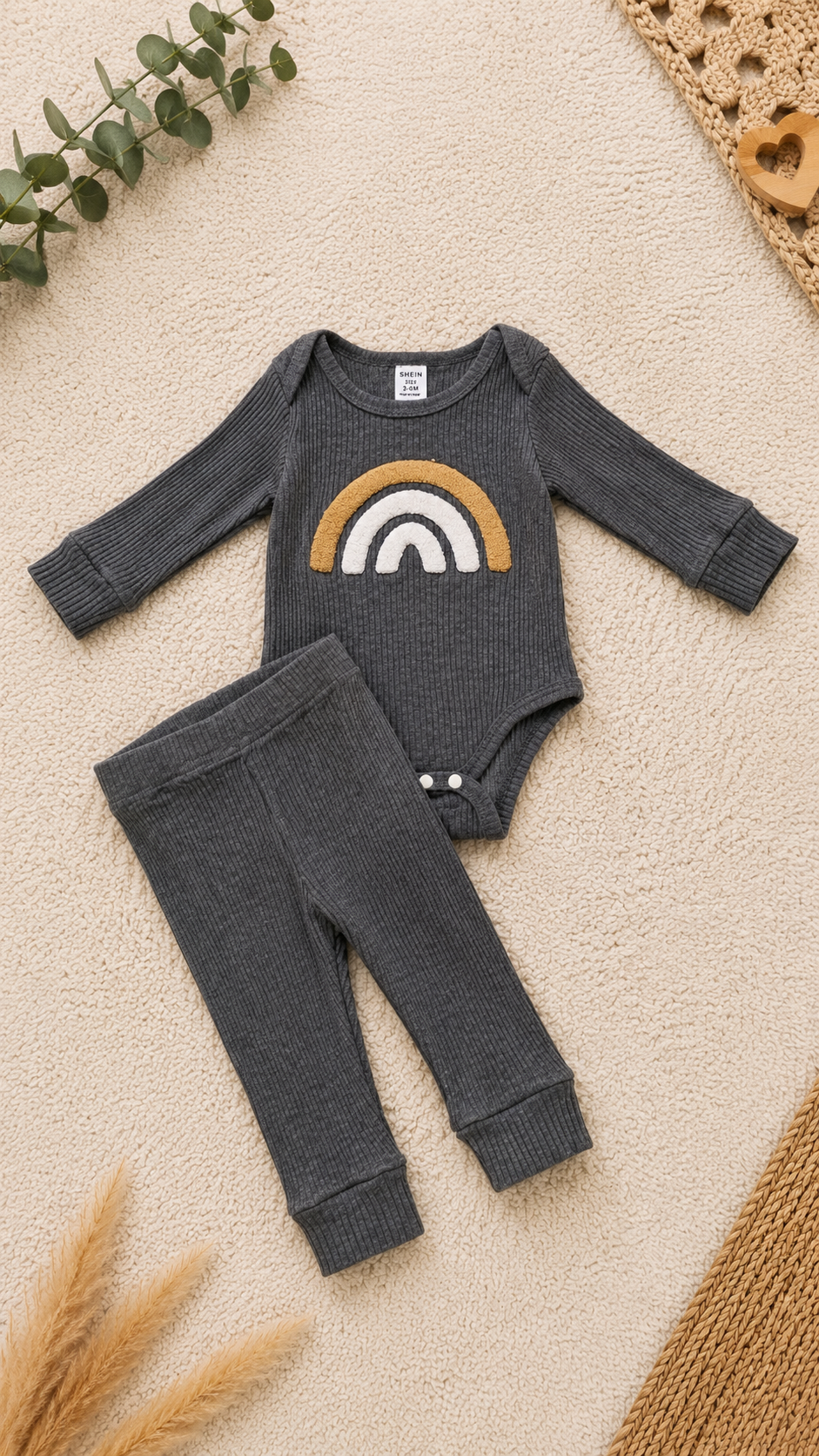 Süßes Babyset mit Regenbogen