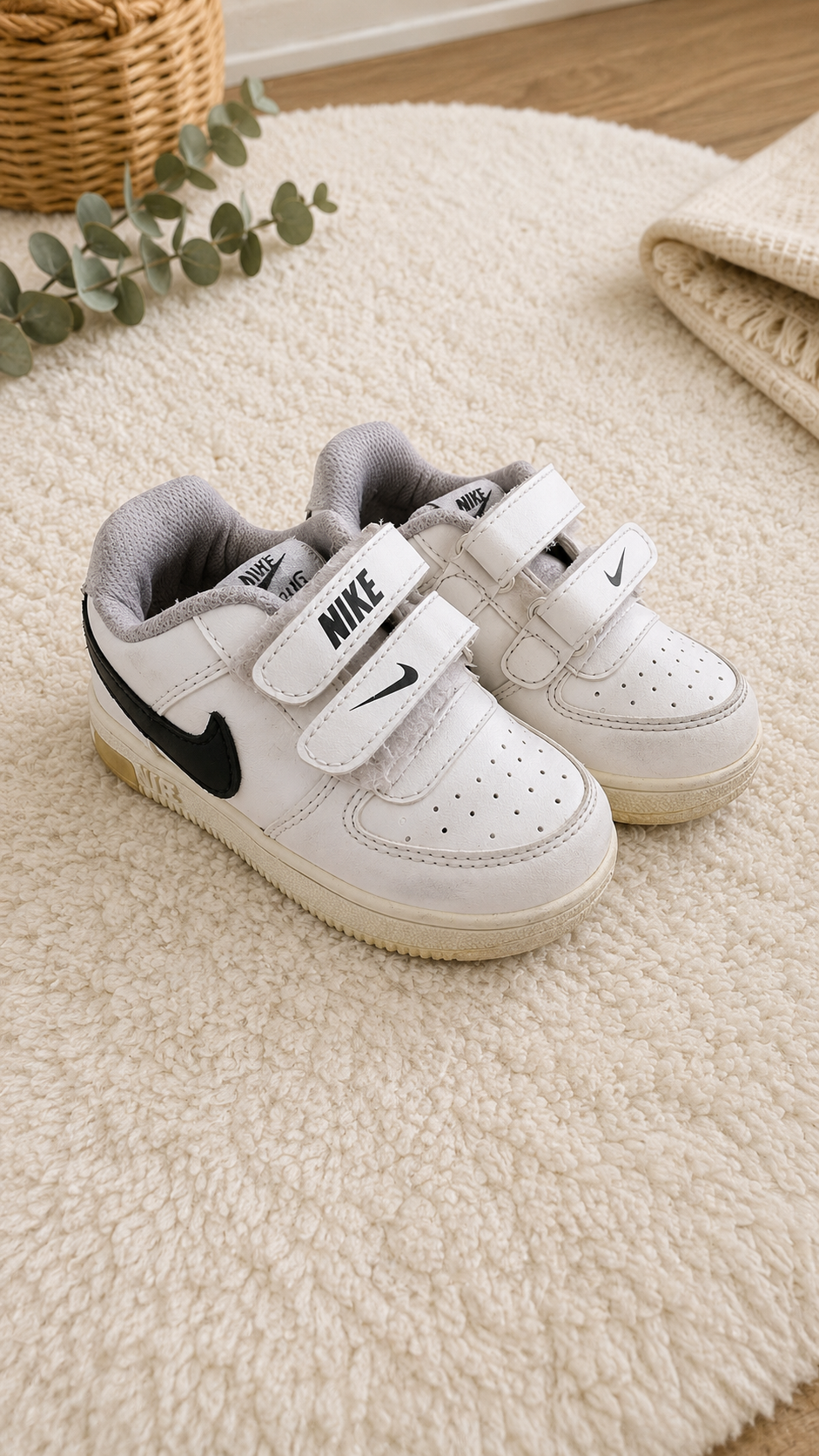 Weiße Nike Babyschuhe / Sneaker 👟