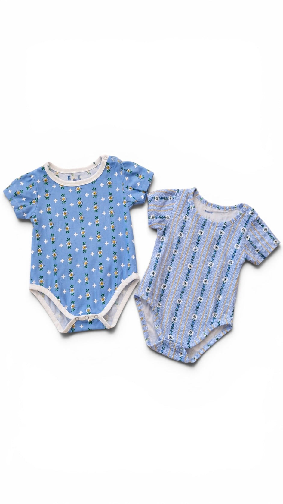 2 sommerliche Babybodys mit Blumenmuster