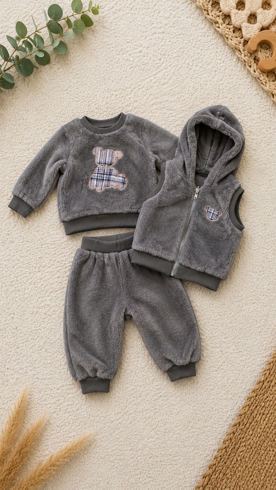 Kuscheliges 3-teiliges Babyset in Grau