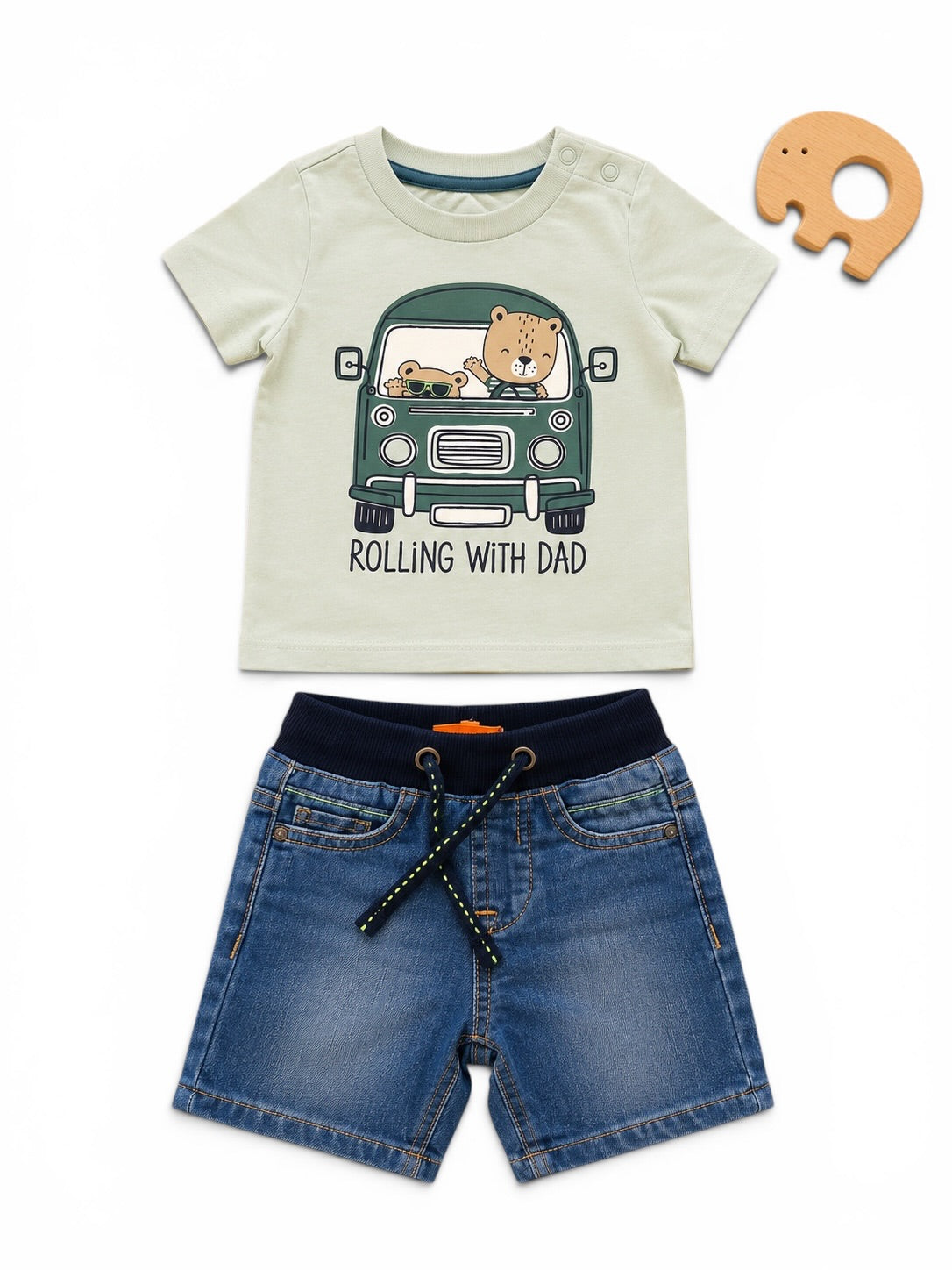 C&A T-Shirt und Jeansshorts Set Camper