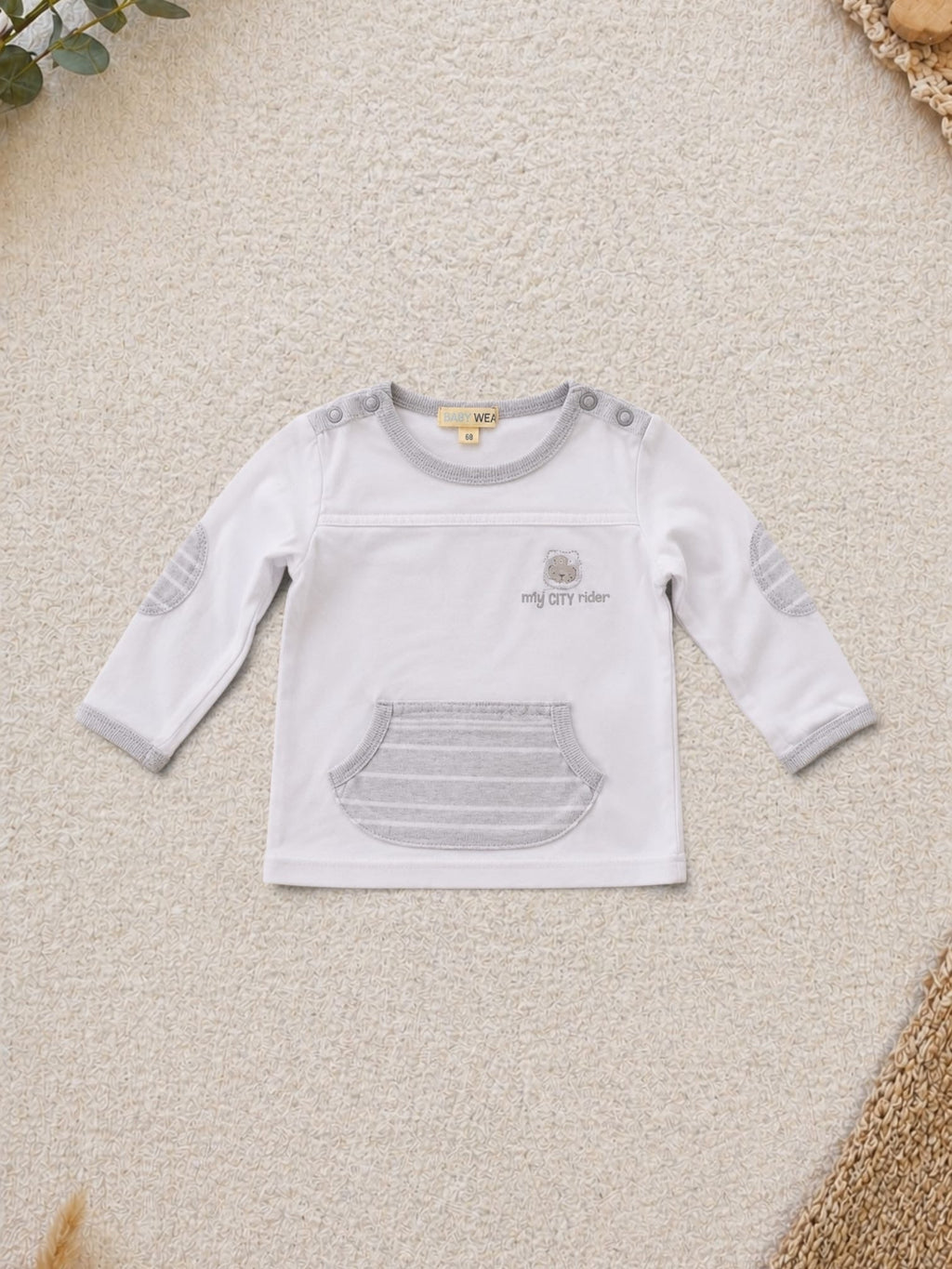 Langarm-Shirt Weiss My City Rider Bär-Stickerei Grau Ellbogenpatches
