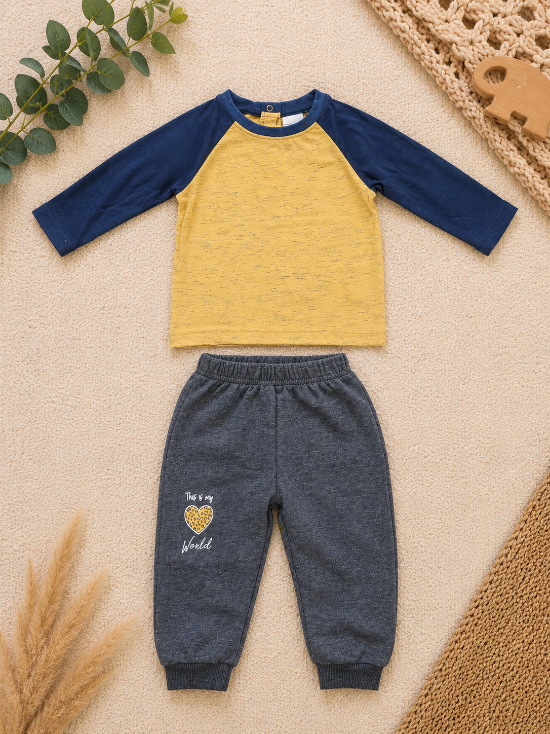 Casual Outfit Gelb & Grau