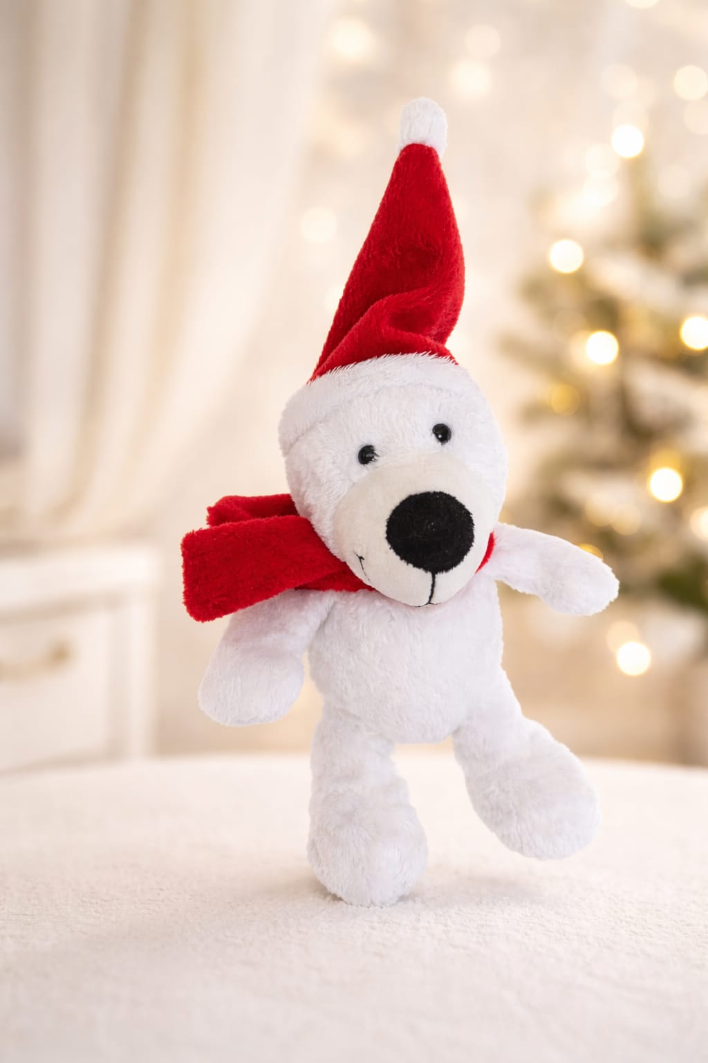Weihnachts-Plüschhund – festlich, weich & niedlich