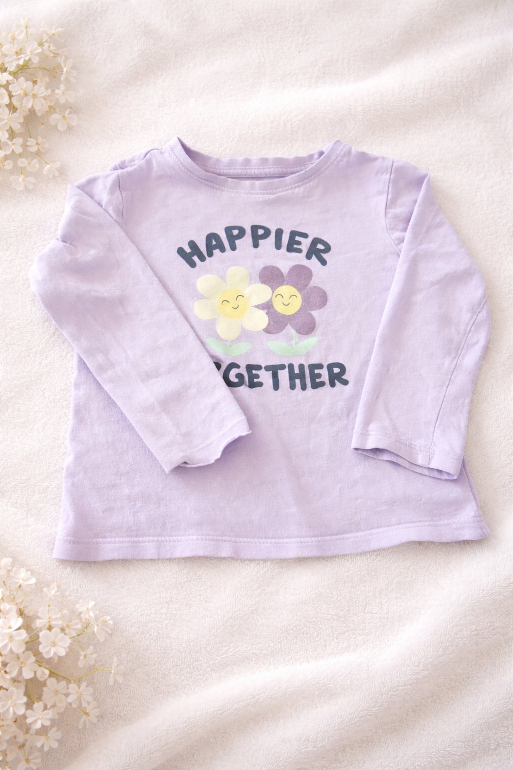 T-shirt à manches longues « Happier Together » avec imprimé floral