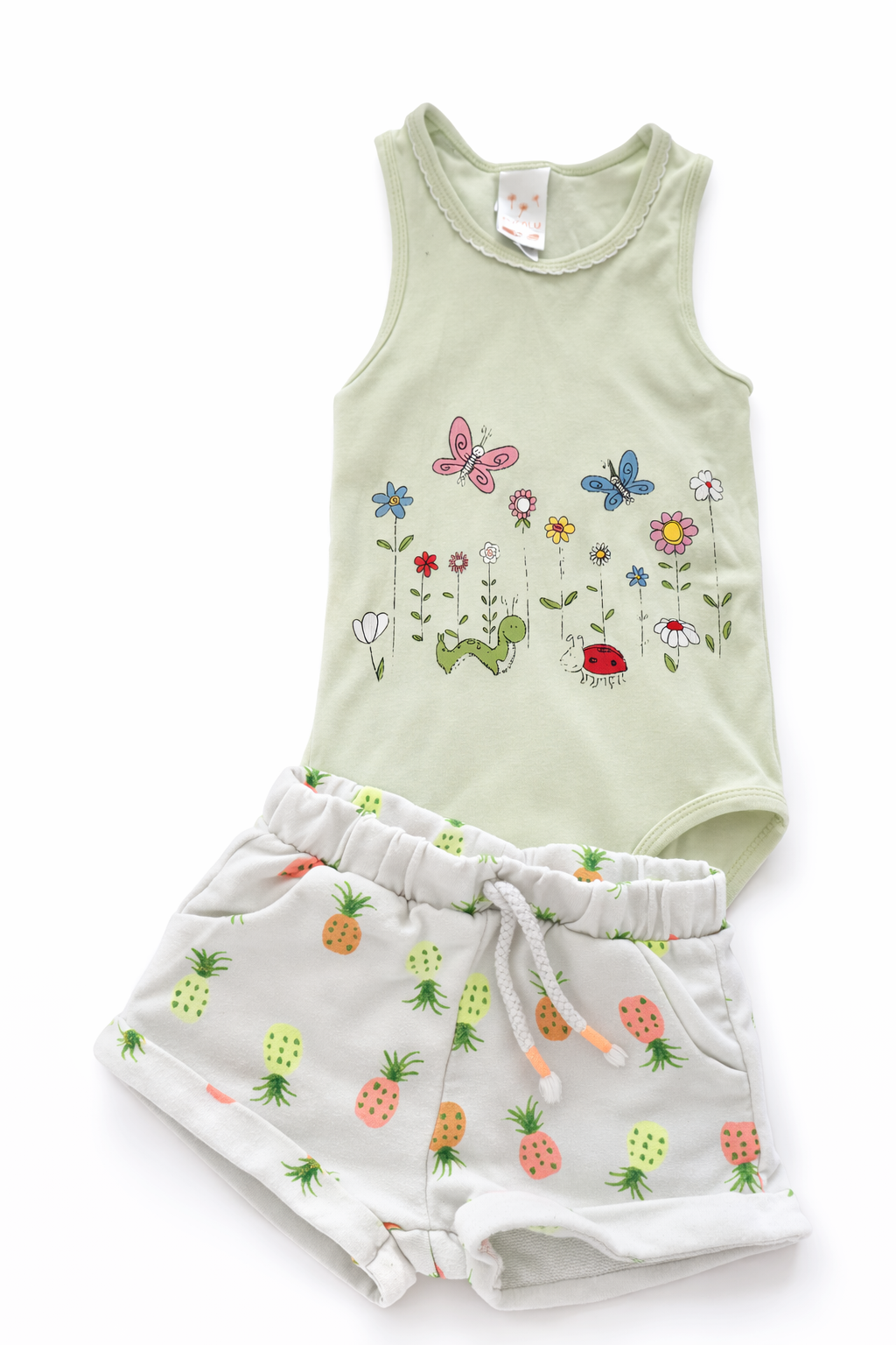 Sommerliches 2er Set mit Body & Shorts