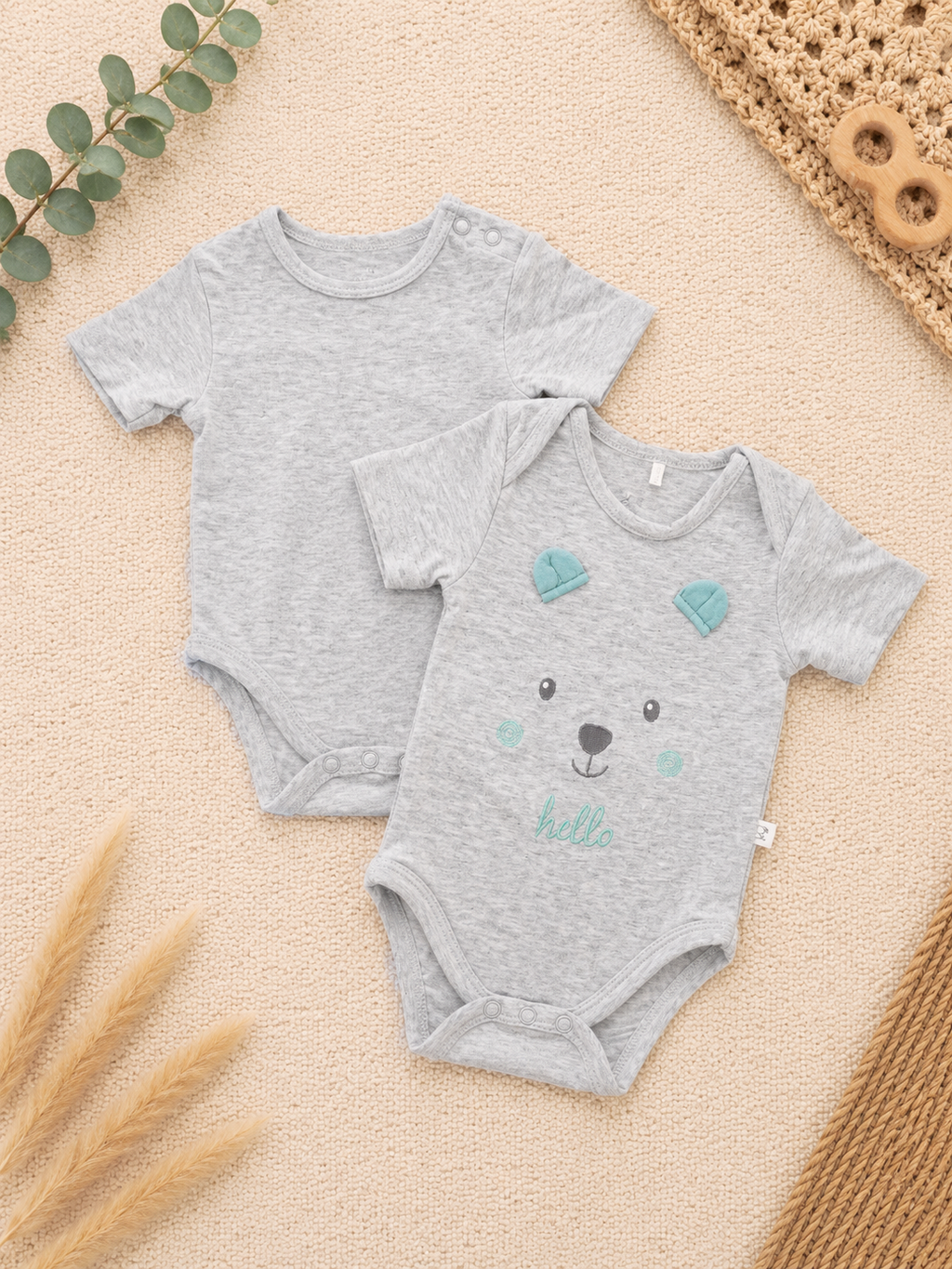 2er Set Graue Babybodys mit Bärenmotiv