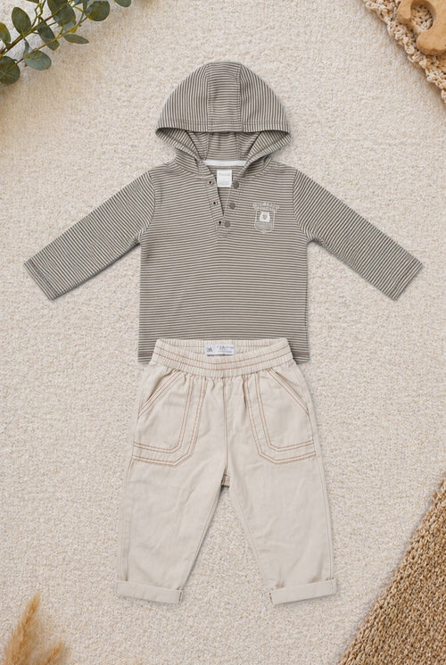 2-teiliges Set Hoodie & Beige Chino Hose ZARA/Vertbaudet