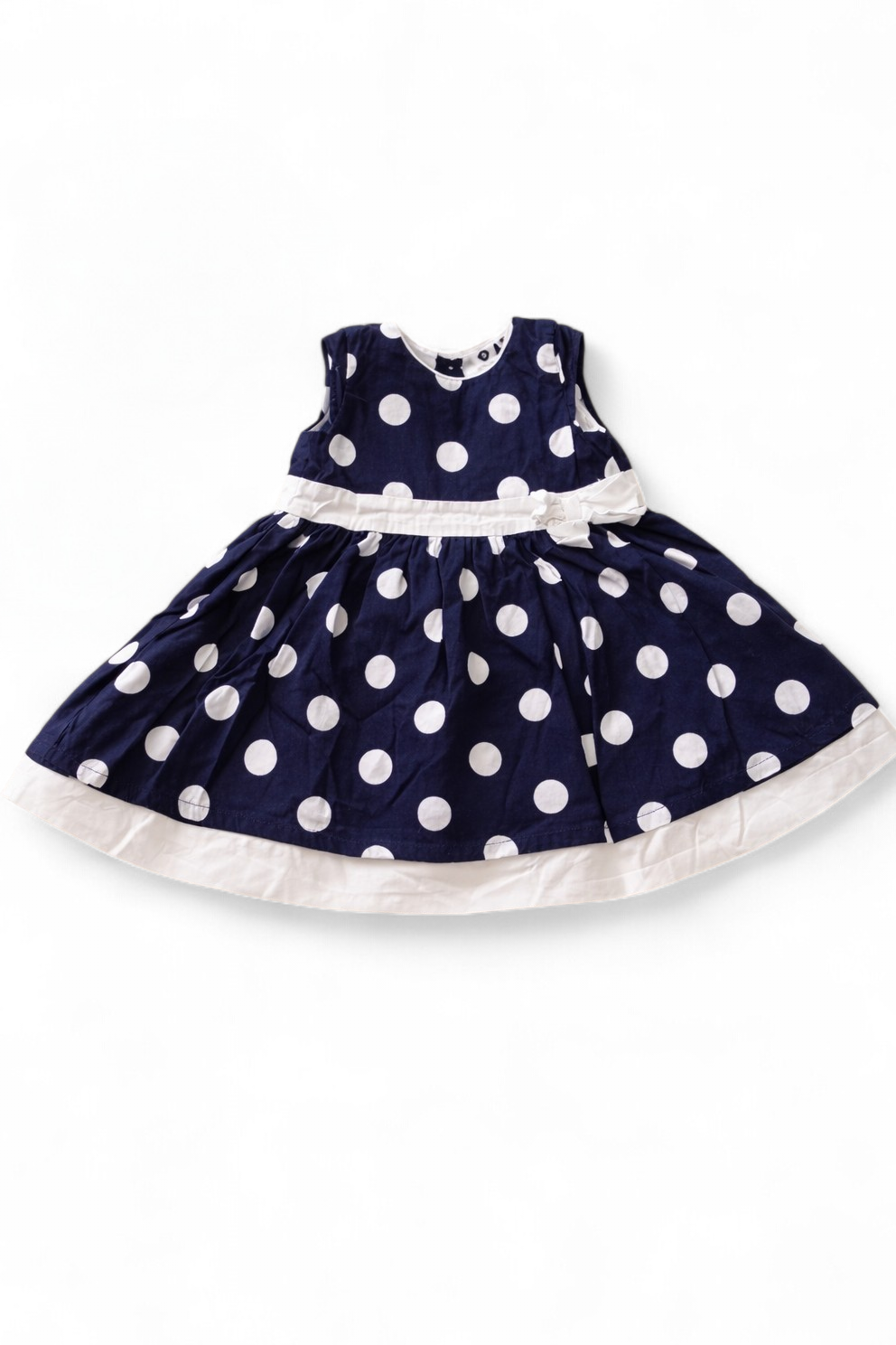Gepunktetes Kleid