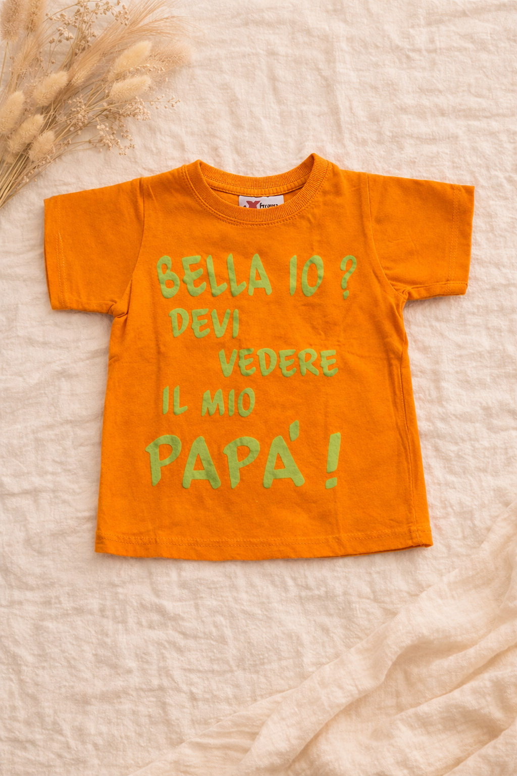 Orangefarbenes T-Shirt mit Spruch