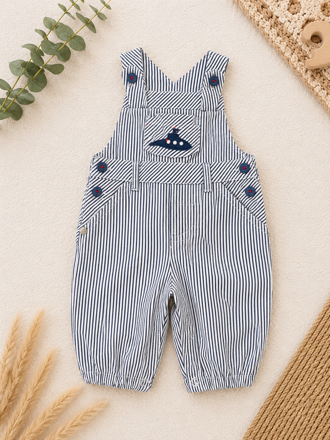 Neu mit Etikette Latzhose Navy-Weiss Gestreift U-Boot-Stickerei Nameit